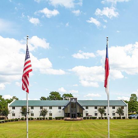 Carolina Pine Inn Near Southern Pines-Pinehurst Pinebluff Exterior foto